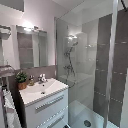 Antibes, A Vos Pieds Apartment